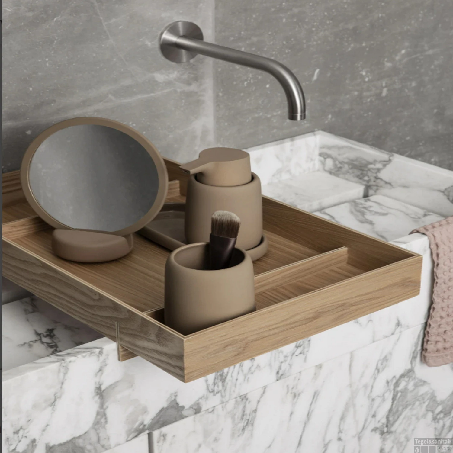 Cosmeticaspiegel Blomus Sono Tan 4 Cosmeticaspiegel Blomus Sono Tan - Afbeelding 4